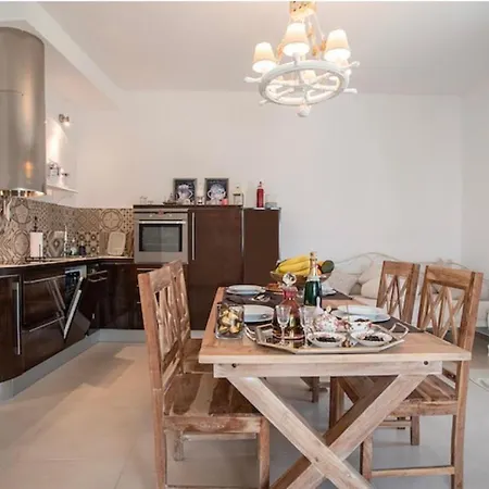 Sofia * Stelida (Naxos)